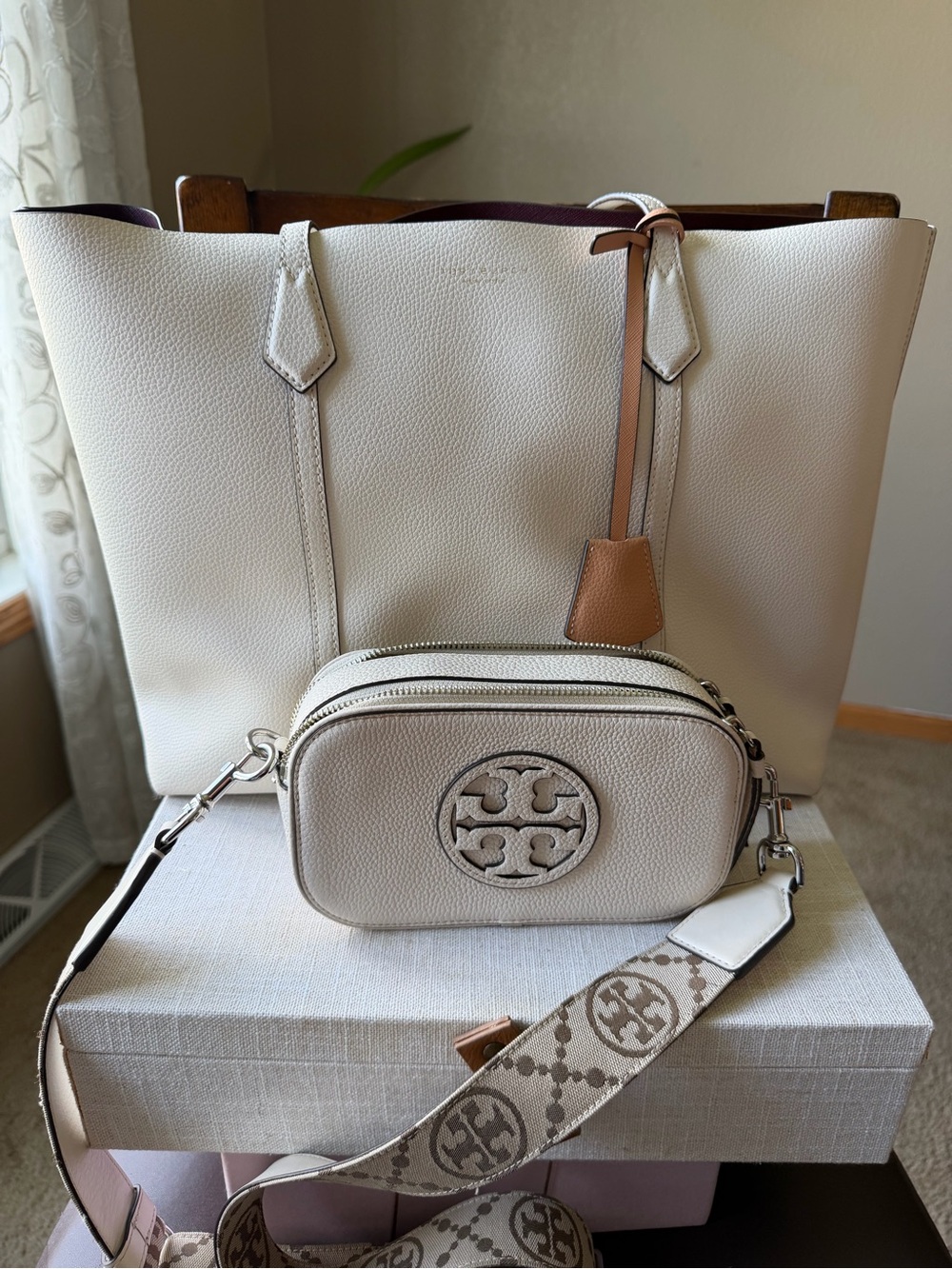 Tory Burch Set